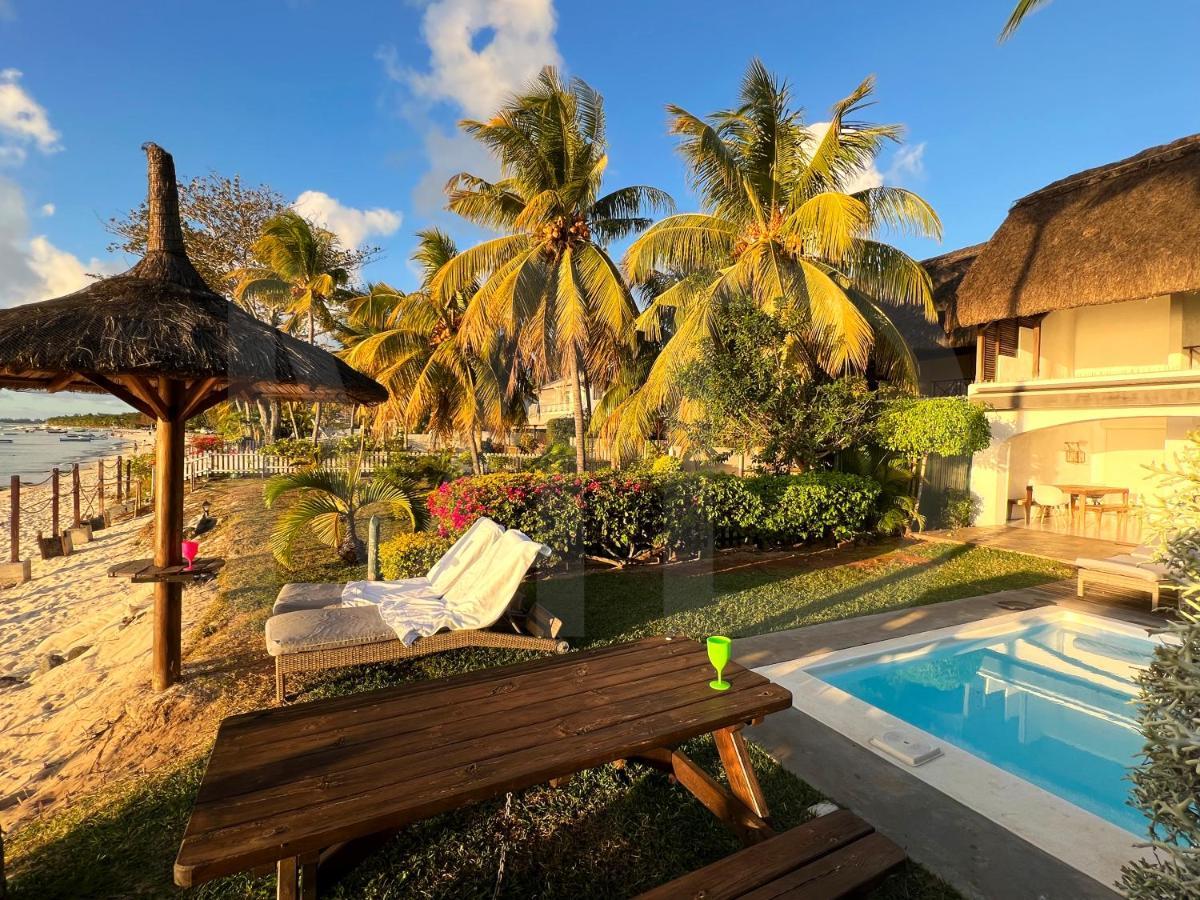 Caro'S Beachfront Trou aux Biches Exterior foto