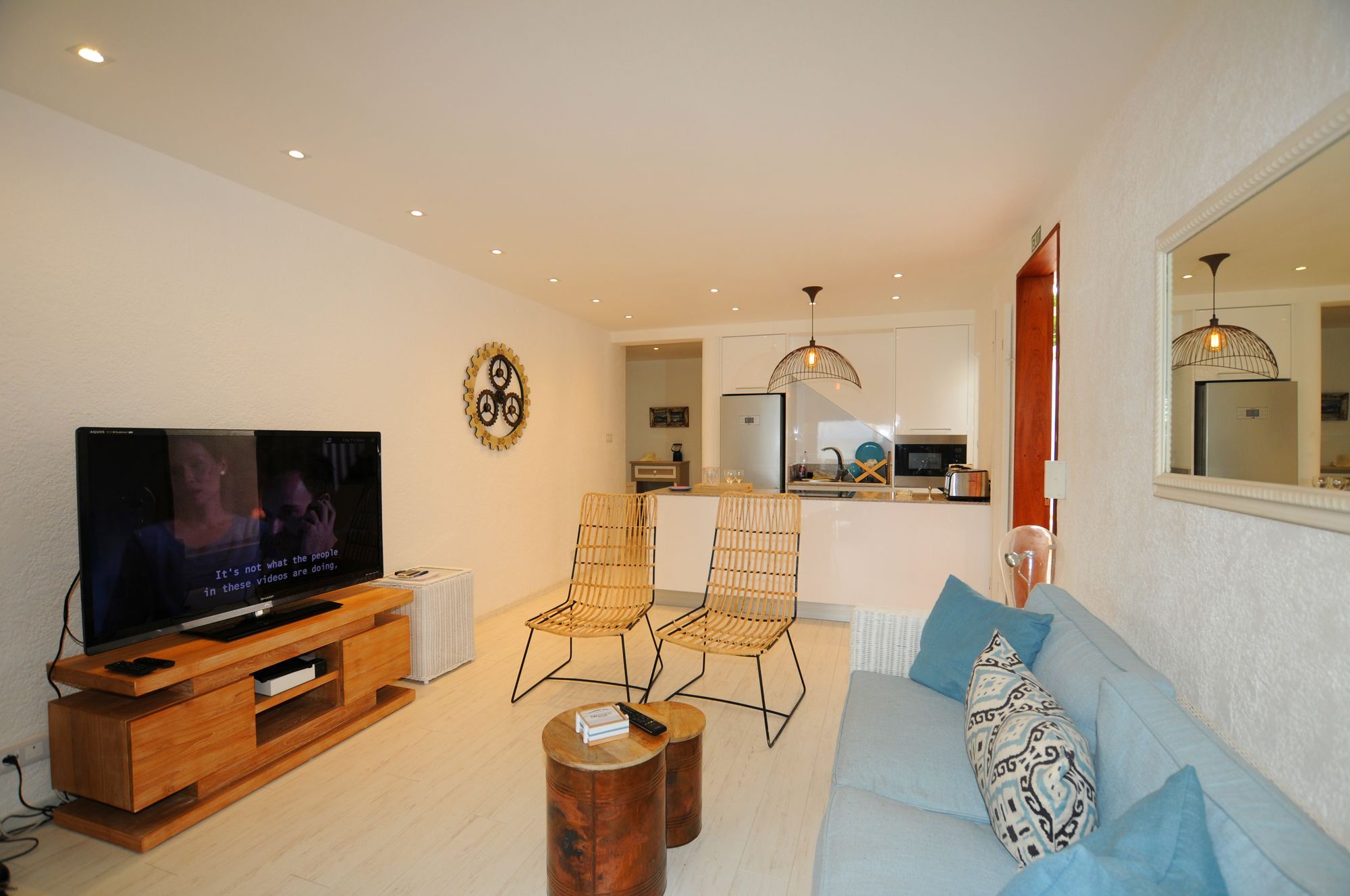 Caro'S Beachfront Trou aux Biches Exterior foto